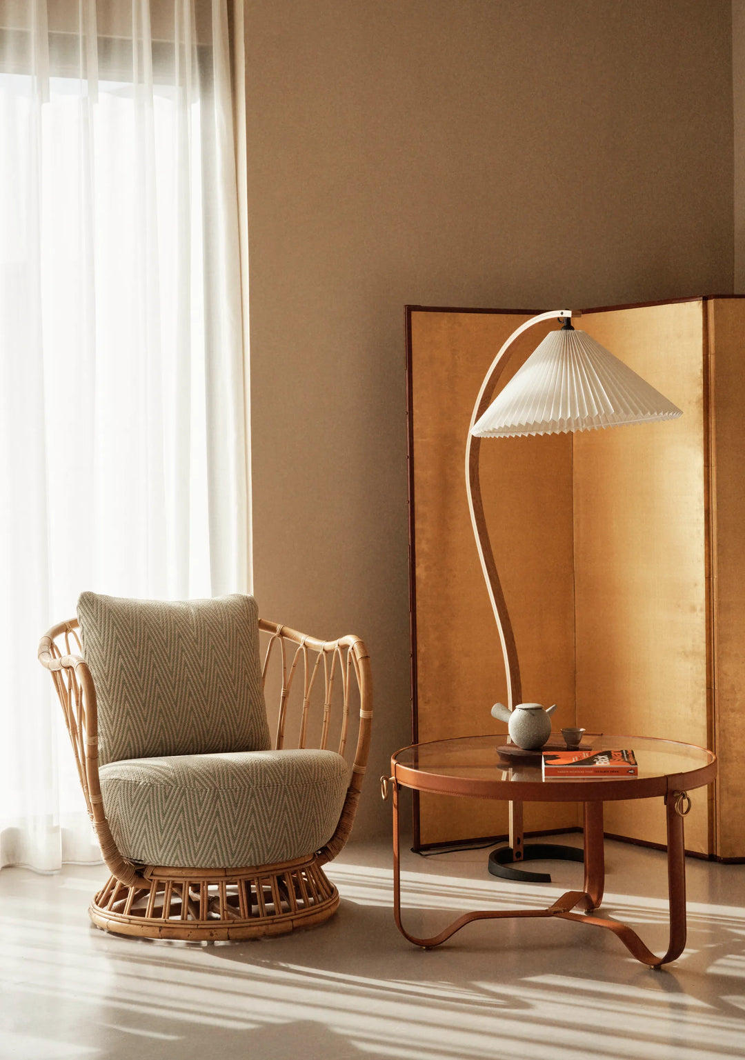 GRACE ARMCHAIR