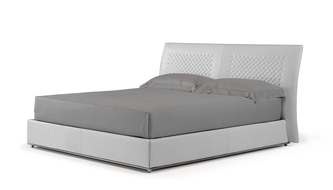 chandelier bed
