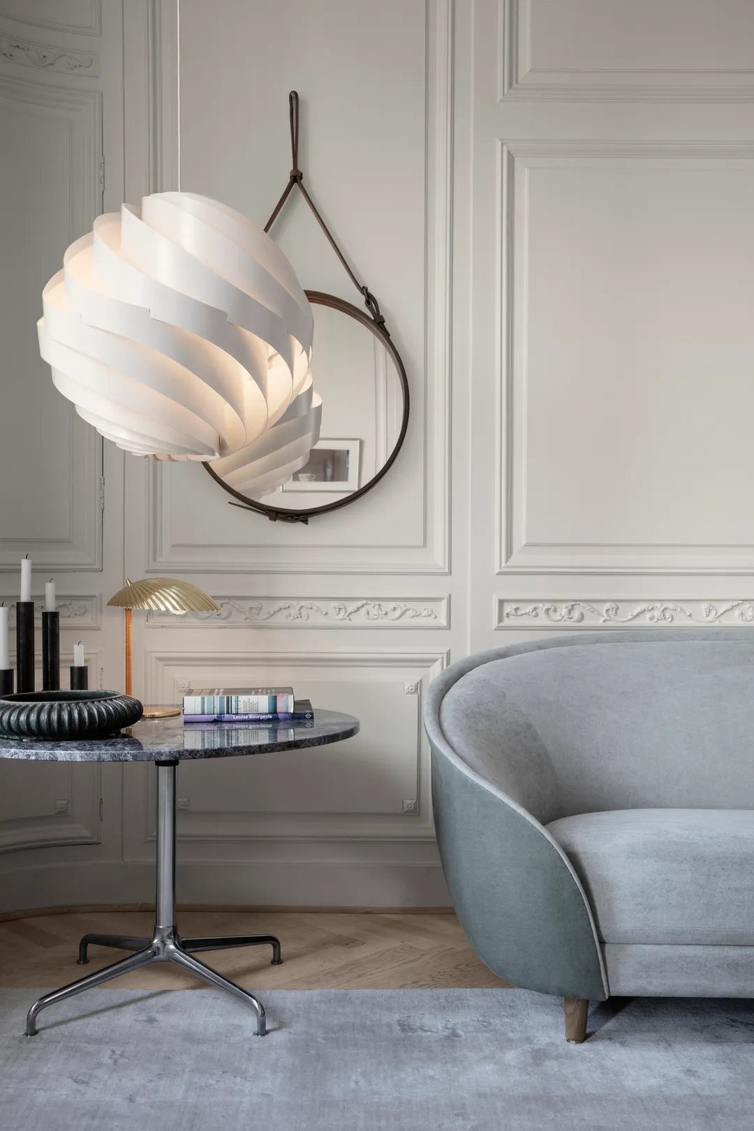REVERS SOFA