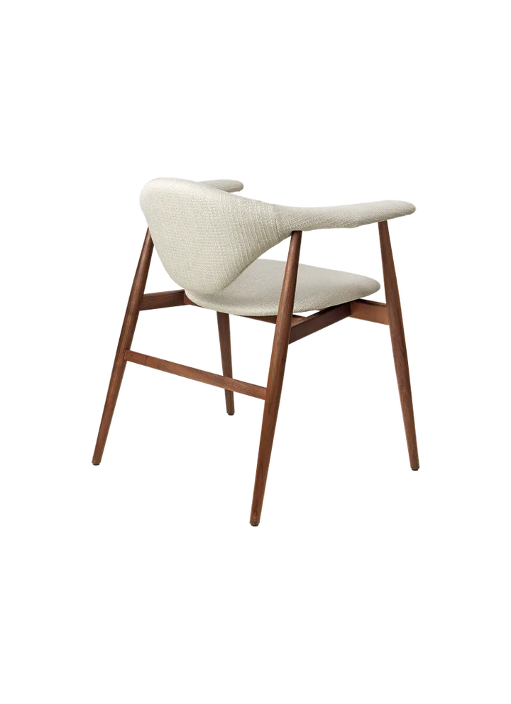 MASCULO LOUNGE CHAIR