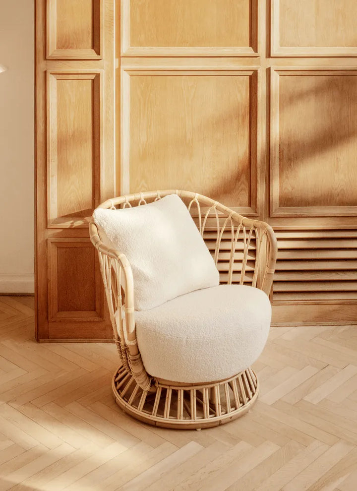 GRACE ARMCHAIR