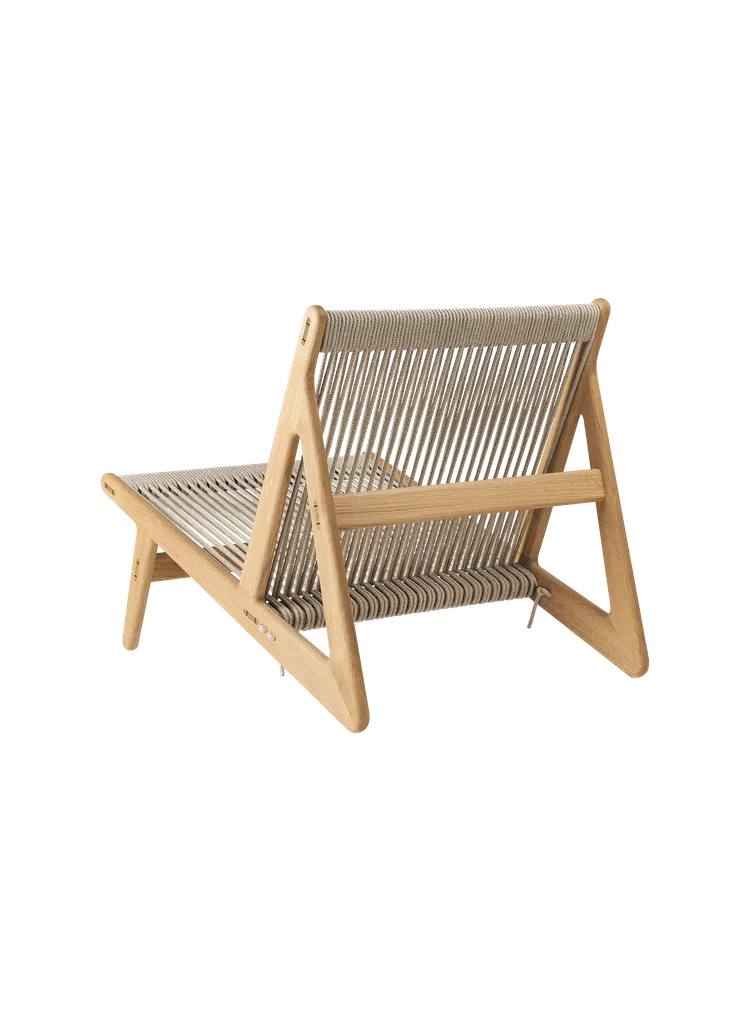 MR01 INITIAL ARMCHAIR