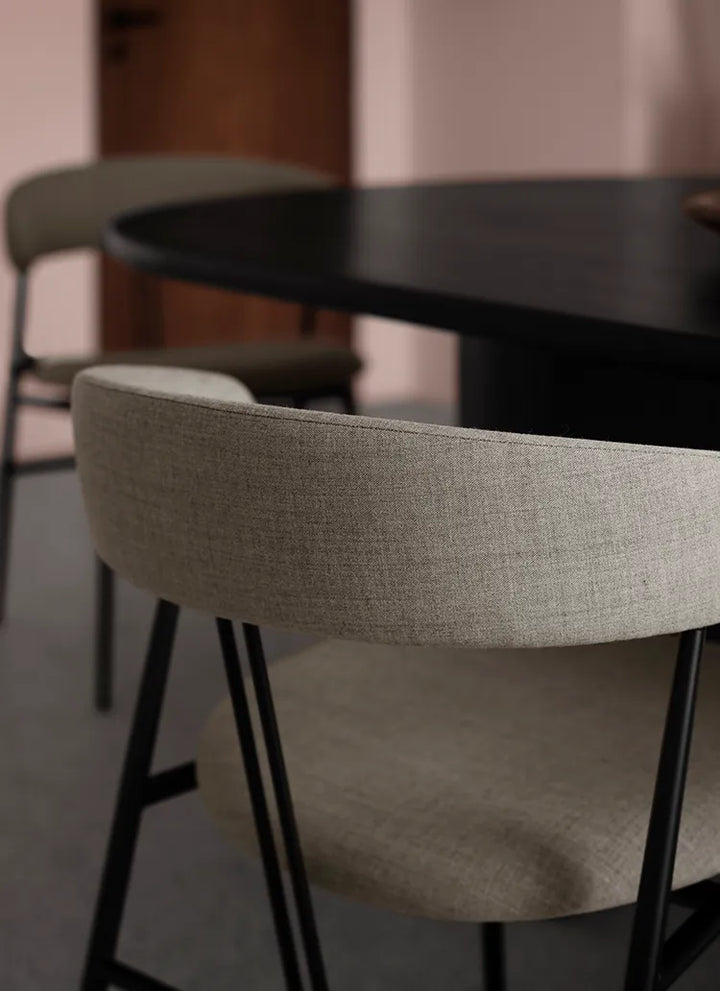 VIOLIN DINING CHAIR