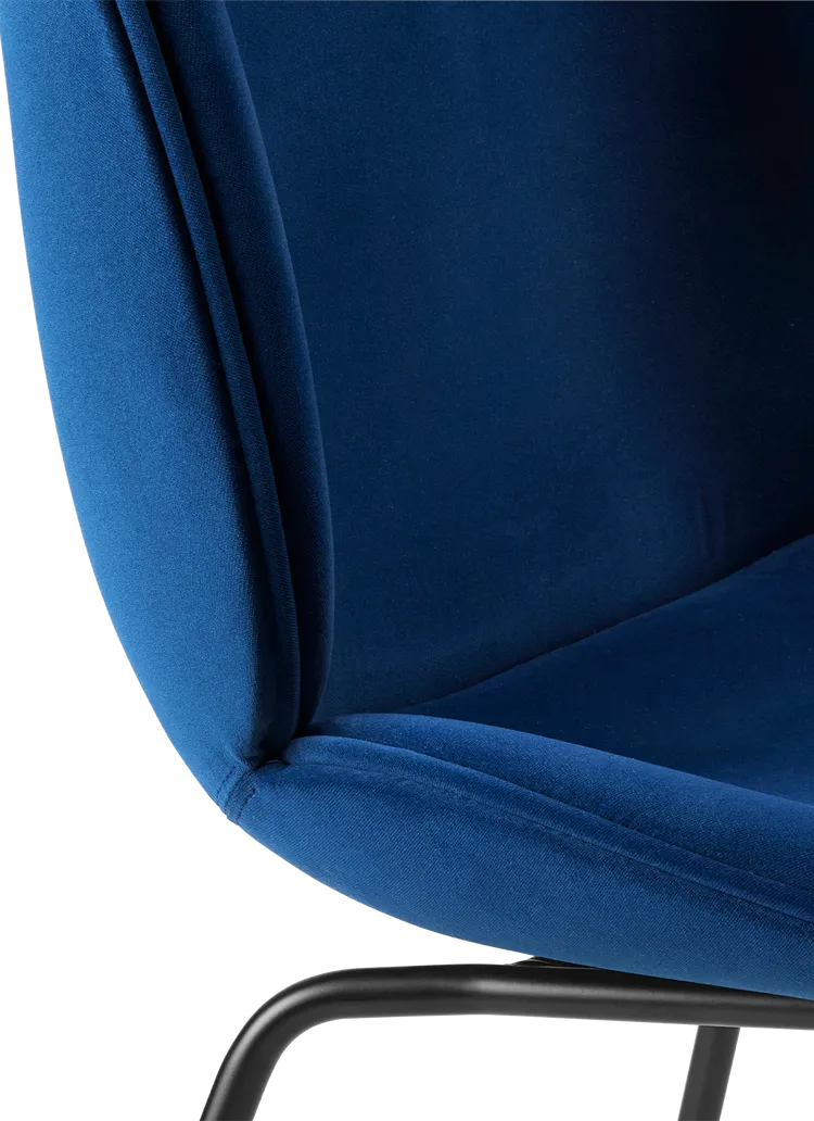 BEETLE FULLY DINING CHAIR