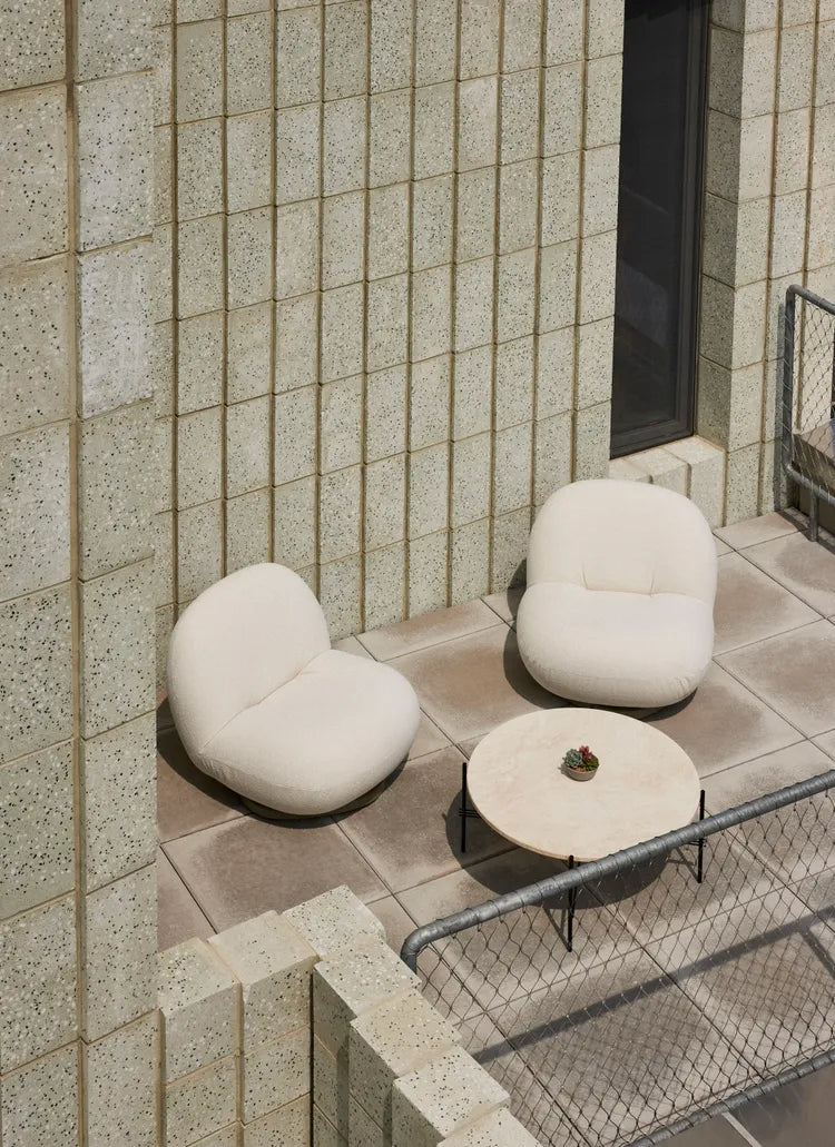 UNICEF GUBI ARMCHAIR