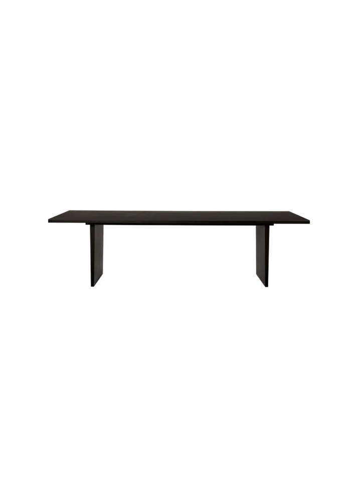 PRIVATE DINING TABLES