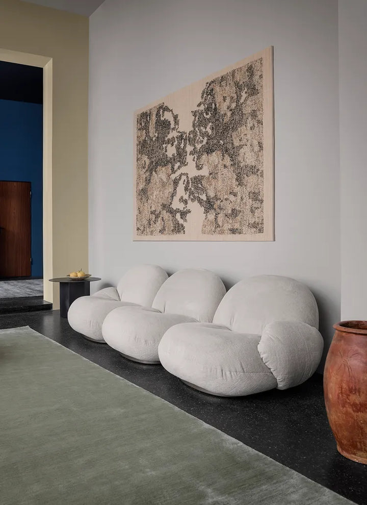 PACHA WITH ARMREST SOFA