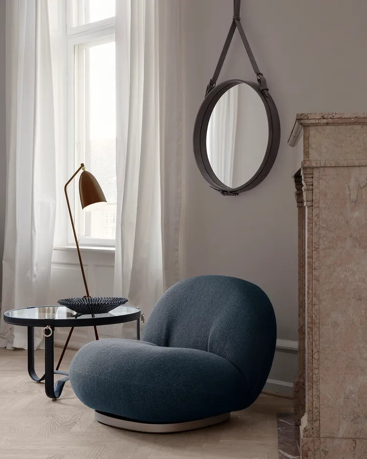 UNICEF GUBI ARMCHAIR