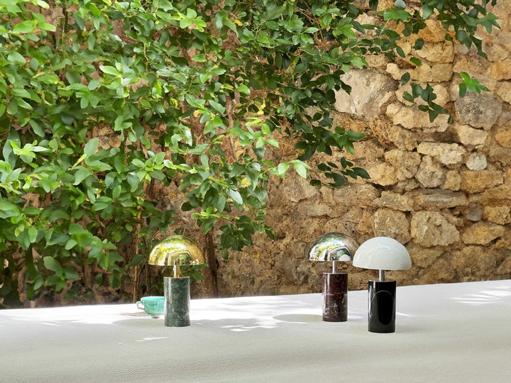 ADEI portable lamp