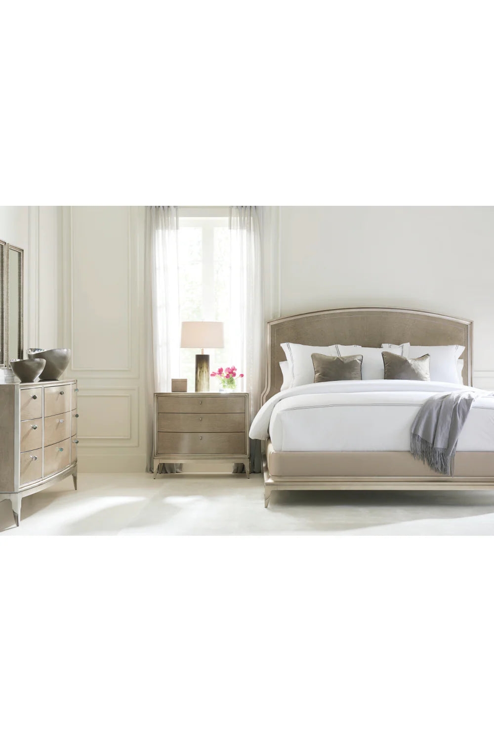 Metallic Outlined King Bed