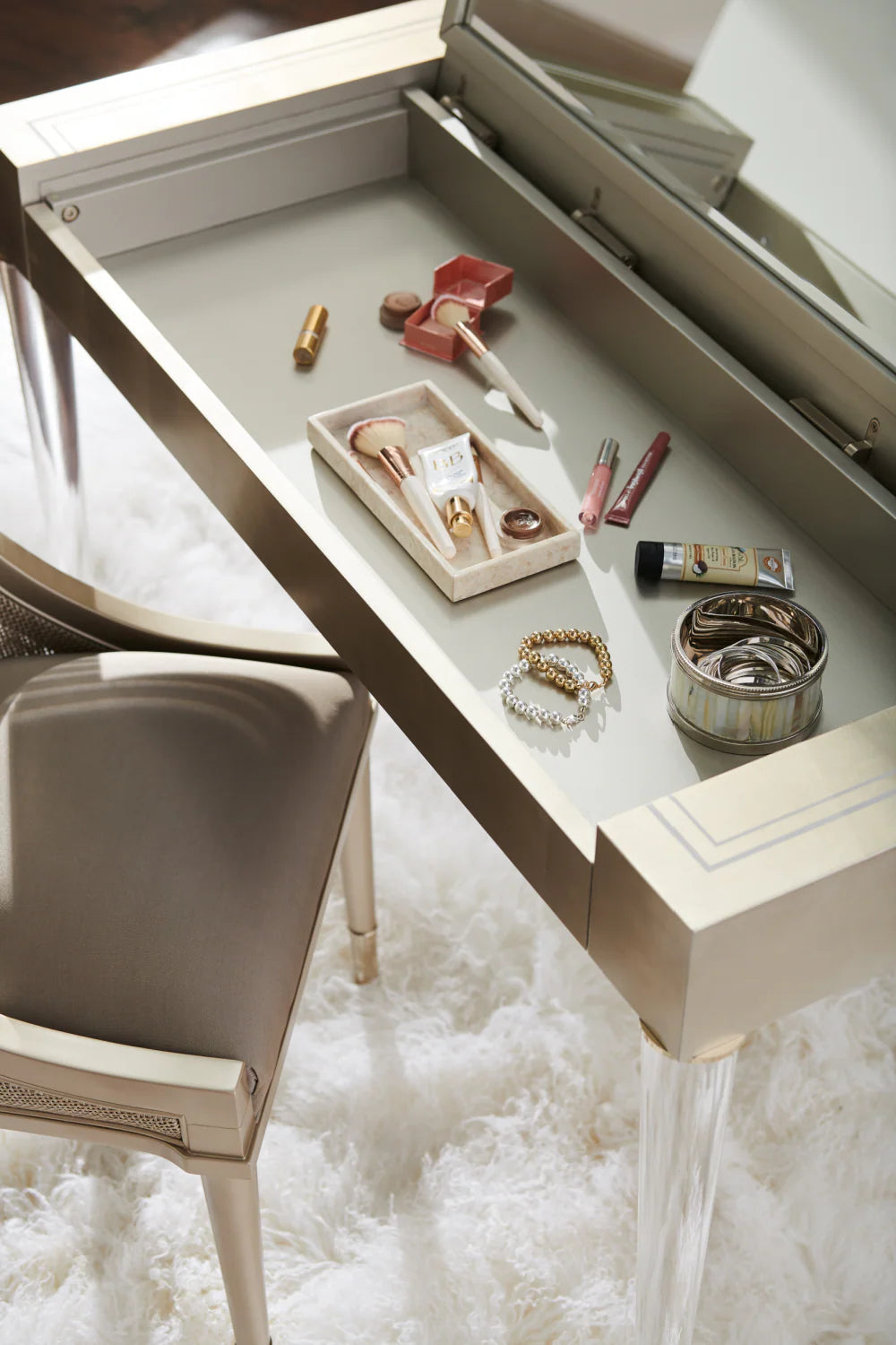 Modern Vanity Desk