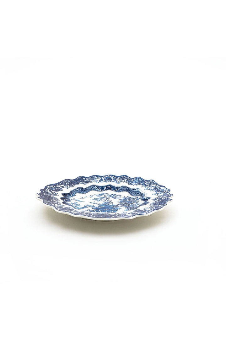 Porcelain dessert plate ondata