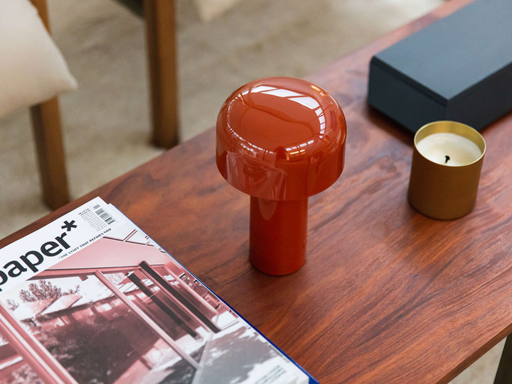 Bellhop Table