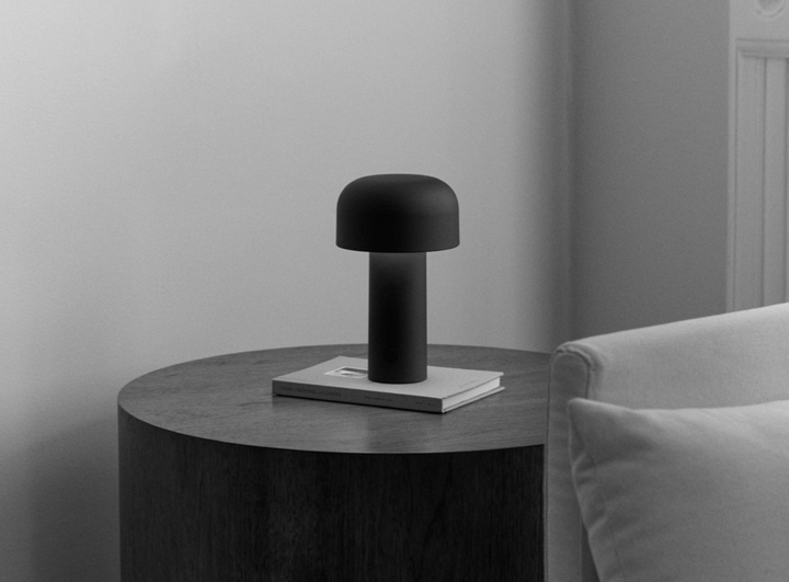 Bellhop Table