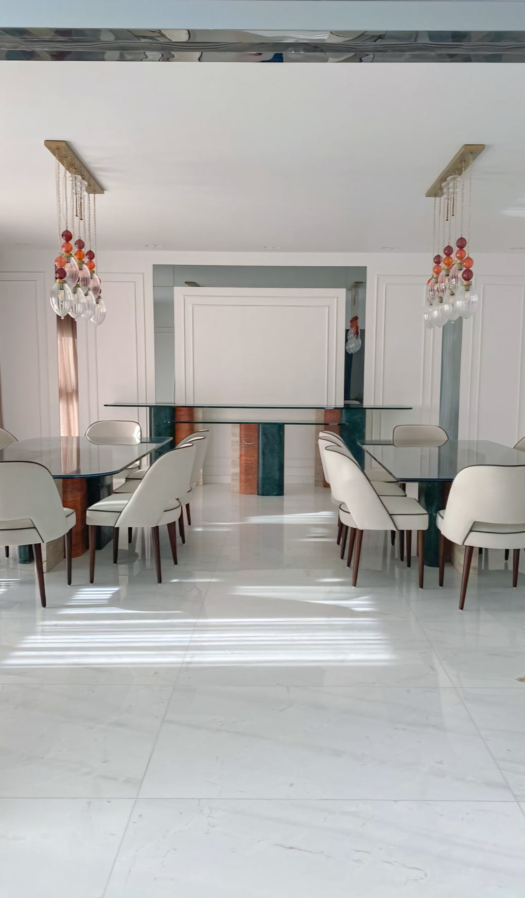 HIVE+  DINING TABLE