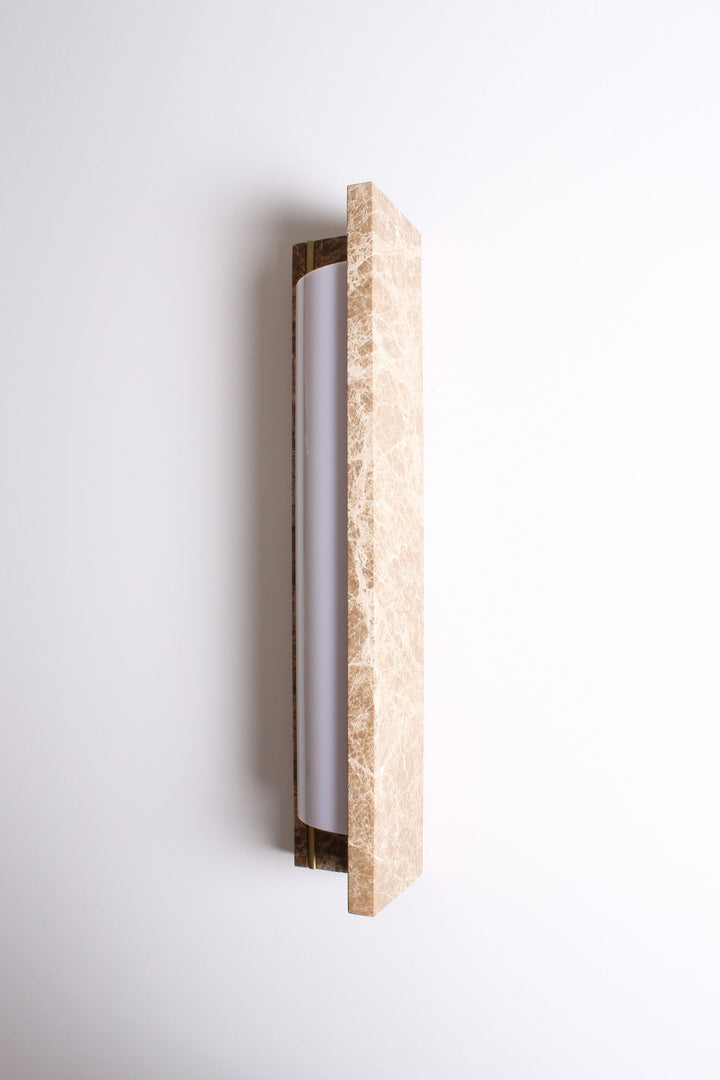 TRIDA wall lamp