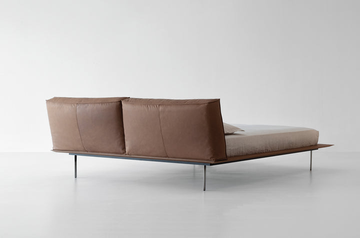 vogue cuoio bed