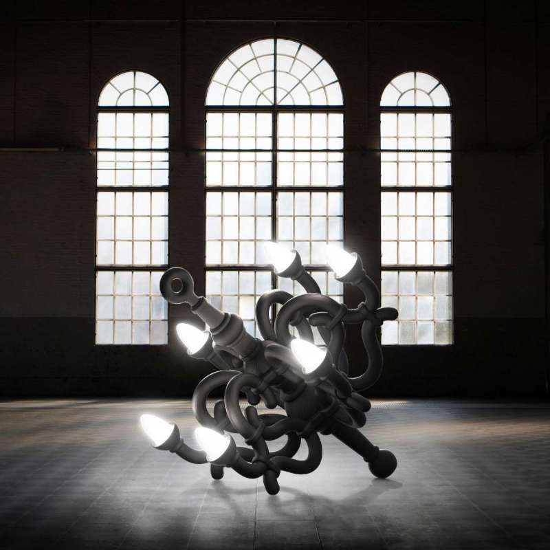 FALLEN CHANDELIER XL