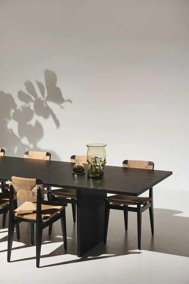 PRIVATE DINING TABLES