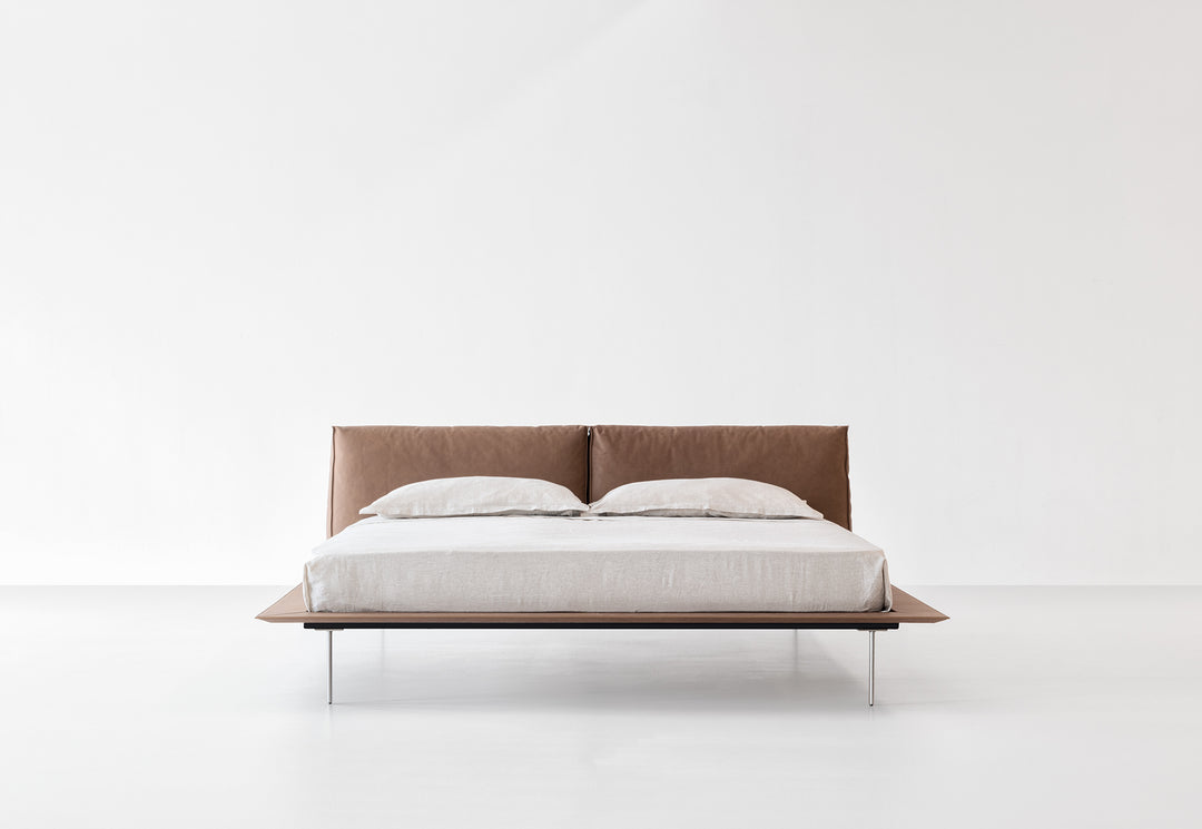 vogue cuoio bed