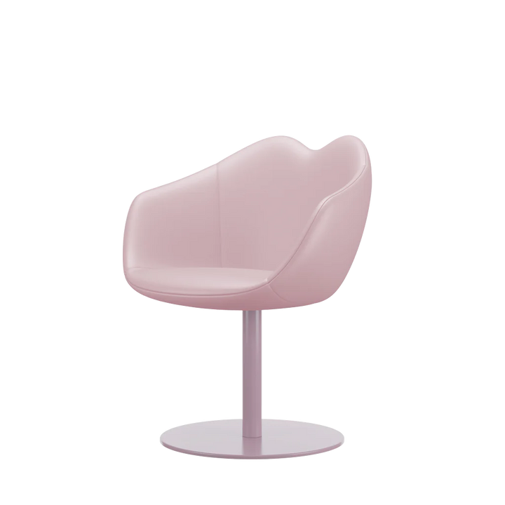 XOXO LEATHER CHAIR