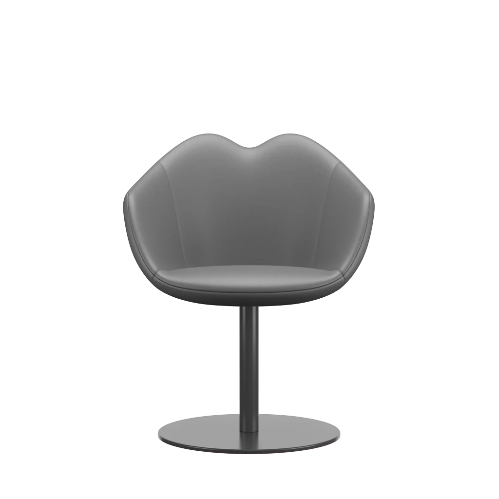 XOXO LEATHER CHAIR